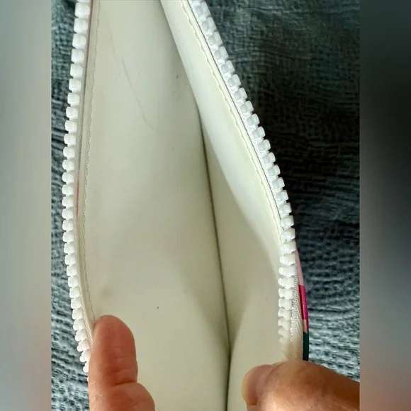 kate spade Multicolor Graphic Logo Zip Wallet Pouch GUC - Picture 4 of 4